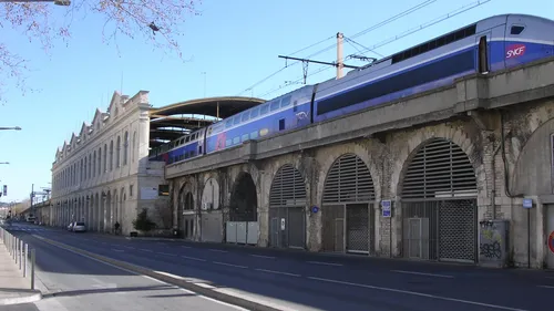 Les gares de Nîmes et Montpellier parmi les pires de France